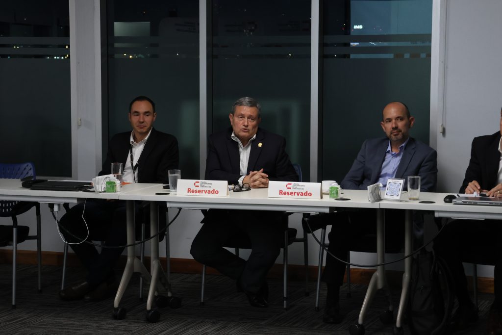 CCC solicita agilizar el trámite de restricción de alturas ante el CETAC
